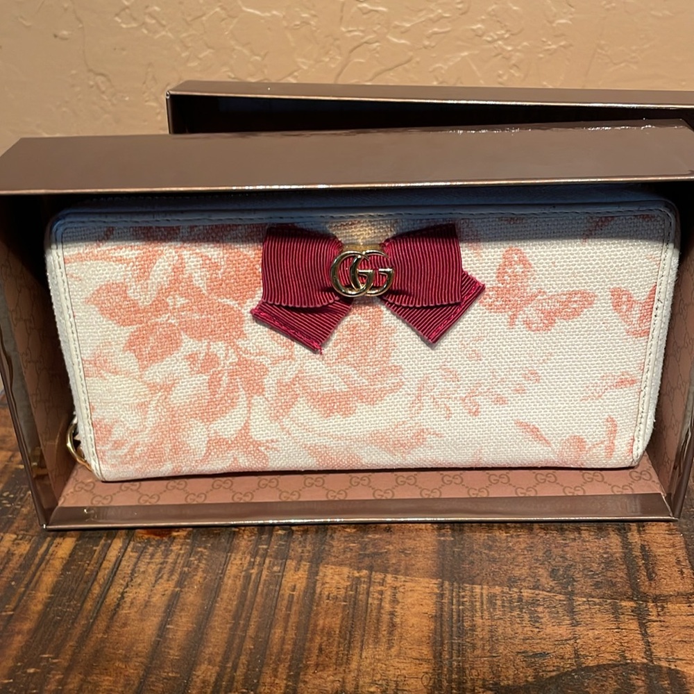 Gucci Guccissima Pink and Cream Floral Wallet with box - Picture 14 of 16